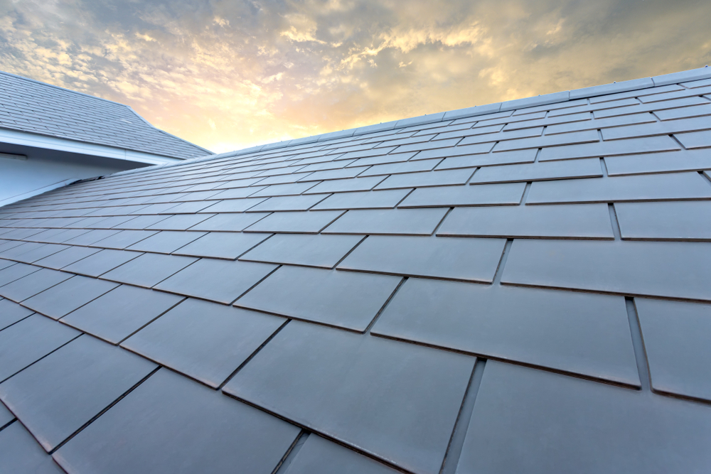 Metal Roofing vs Asphalt Shingles in California