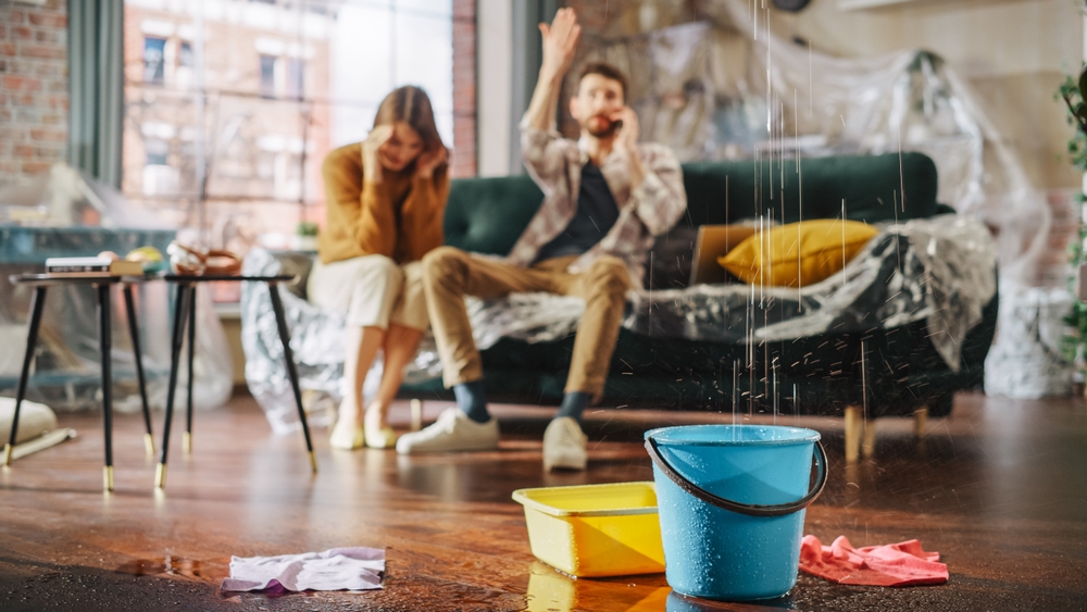 How to Fix a Leaking Roof